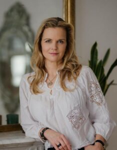 Carin Fouganthine